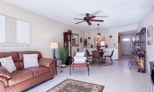 9420 S Hollybrook Lake Drive 108, Pembroke Pines, FL 33025