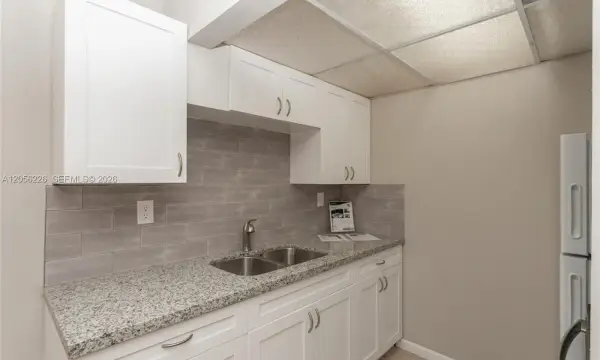 2145 Pierce Street 218, Hollywood, FL 33020