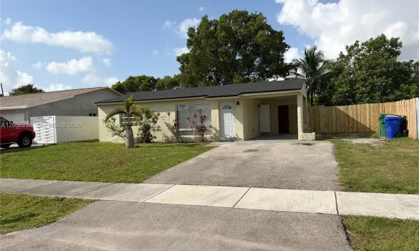 4940 SW 18th Street, Fort Lauderdale, FL 33317