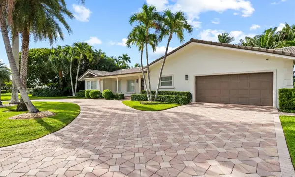 18 Eleuthera Drive, Ocean Ridge, FL 33435