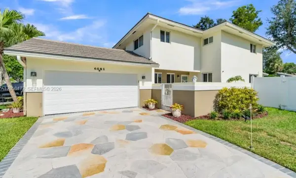 6481 SW 13th Street, Plantation, FL 33317