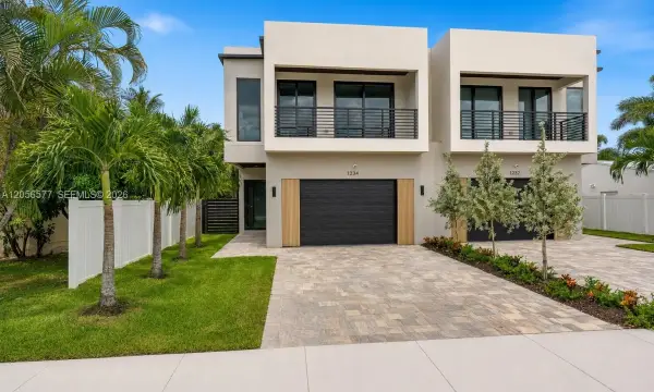 1234 NE 17th Terrace, Fort Lauderdale, FL 33304