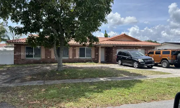 5240 SW 10th Court, Plantation, FL, 33317