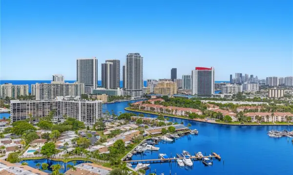 2500 Parkview Drive 2405, Hallandale Beach, FL 33009