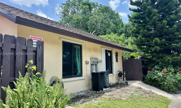 151 Essex Road 430, Hollywood, FL 33024