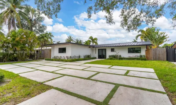 1713 SW 5th Street, Fort Lauderdale, FL 33312