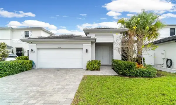 4577 SW 174th Avenue, Miramar, FL 33029
