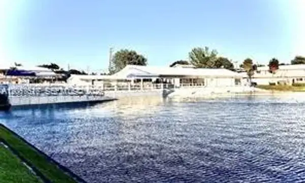 900 SW 11th Avenue 17c, Hallandale Beach, FL 33009
