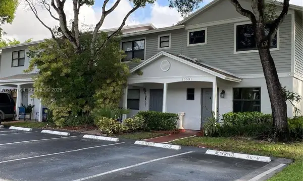 10537 NW 8th Street, Pembroke Pines, FL 33026