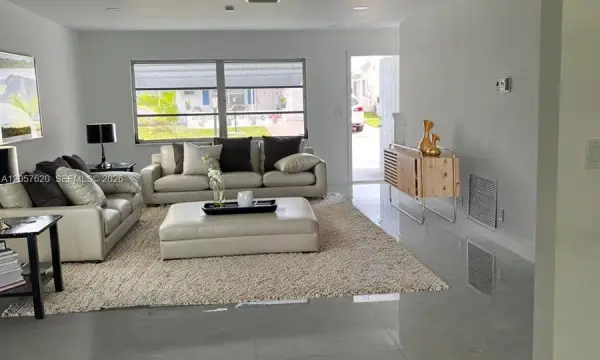 1832 SW 17th Street, Boynton Beach, FL 33426