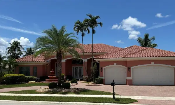 15171 SW 35th Street, Davie, FL 33331