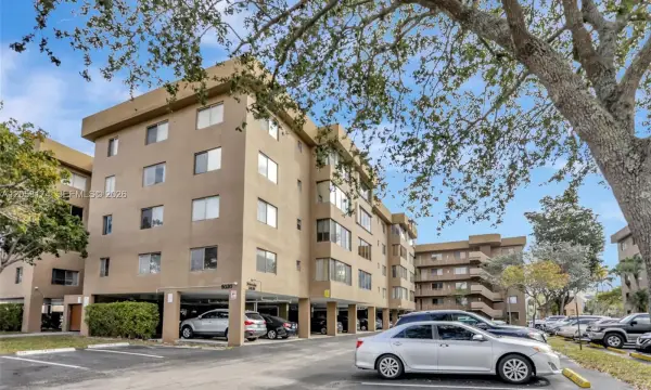 8030 Hampton Boulevard 211, North Lauderdale, FL 33068, North Lauderdale, FL, 33068