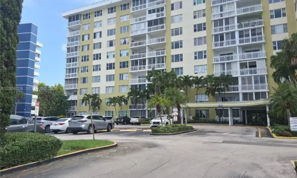 4400hillcrest Hillcrest Drive 201b, Hollywood, FL 33021