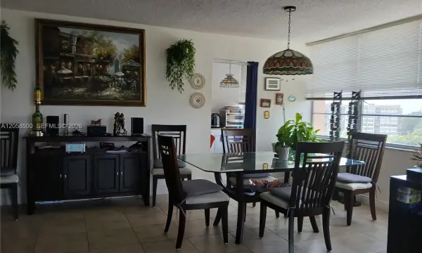 1100 Saint Charles Place 712, Pembroke Pines, FL 33026