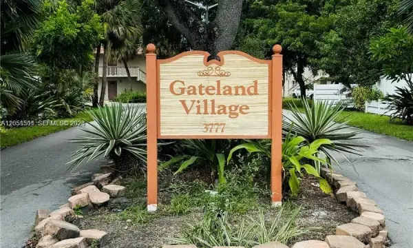 3777 NW 78th Avenue, Unit 8e, Davie, FL, 33024