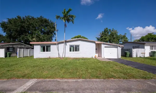 220 SW 65th Avenue, Pembroke Pines, FL 33023