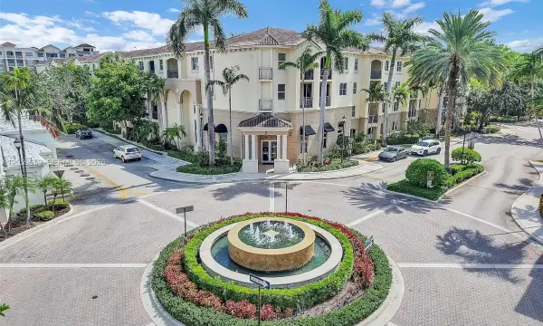 2412 Renaissance Way 412, Boynton Beach, FL 33426