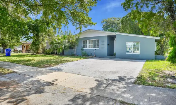 201 N 68th Way, Hollywood, FL 33024