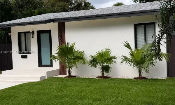 1621 SW 11th Court, Fort Lauderdale, FL 33312