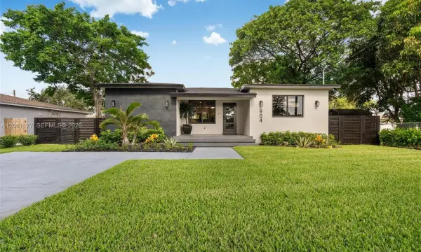 904 NW 6th Terrace, Hallandale Beach, FL, 33009