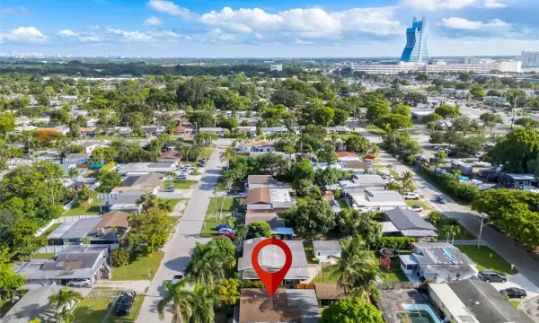 4873 SW 44th Terrace, Dania Beach, FL 33314