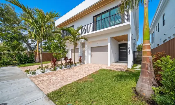 1320 NE 16th Terrace, Fort Lauderdale, FL 33304