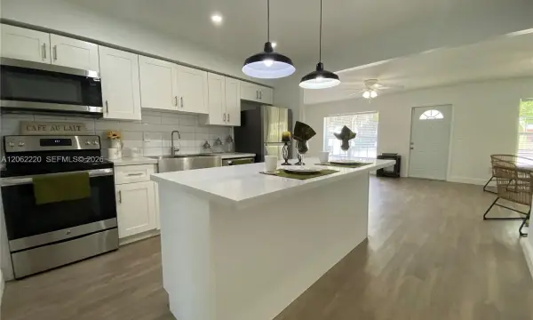 1120 SW 15th Terrace, Fort Lauderdale, FL 33312