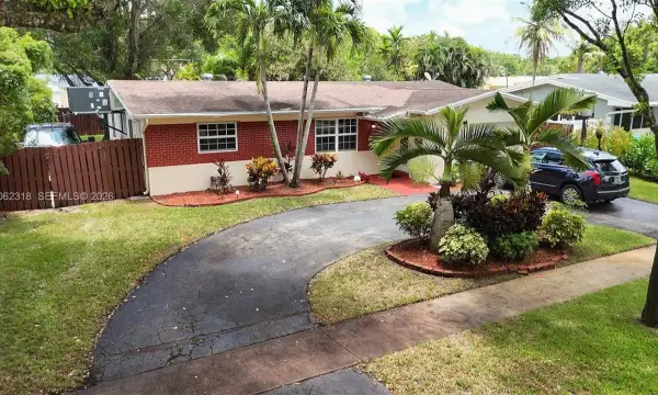 5122 SW 92nd Terrace, Cooper City, FL 33328