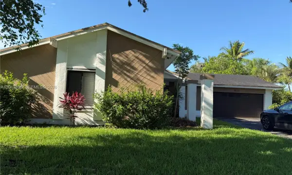 11905 Sailboat Drive, Cooper City, FL 33026
