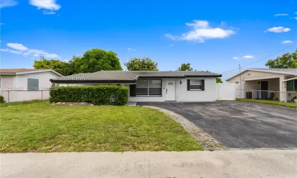 1000 NW 23rd Terrace, Pompano Beach, FL 33069