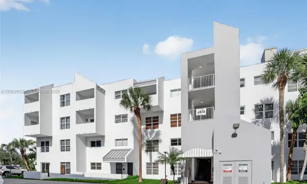 2870 NE 14th St Causeway 203c, Pompano Beach, FL 33062