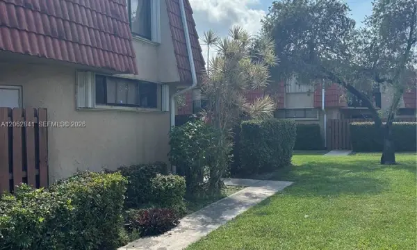 8353 Trent Court A, Boca Raton, FL 33433