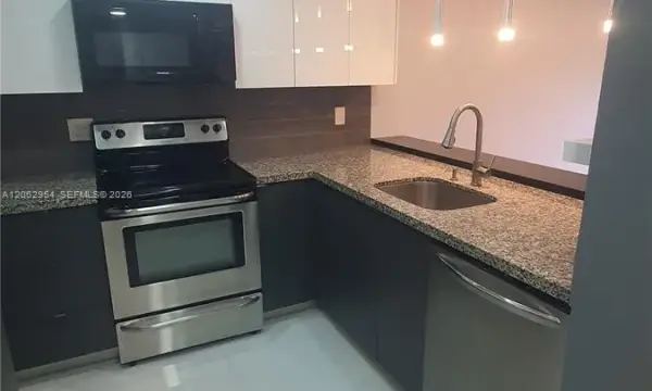 9935 Nob Hill Court 9935, Sunrise, FL 33351
