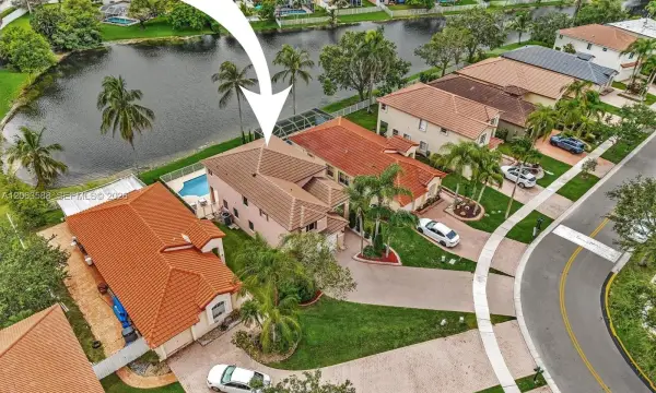 1385 NW 192nd Terrace, Pembroke Pines, FL 33029
