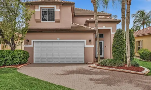 1385 NW 192nd Terrace, Pembroke Pines, FL 33029