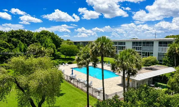 2504 Antigua Terrace F4, Coconut Creek, FL 33066