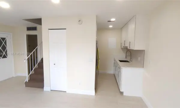 8921 NW 28th Drive 62, Coral Springs, FL 33065