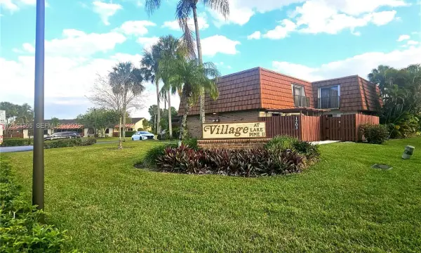 1201 SW 120th Way, Davie, FL 33325