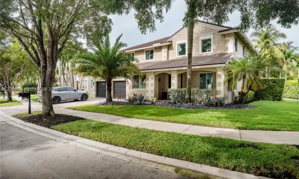 3917 Heron Ridge Lane, Weston, FL 33331