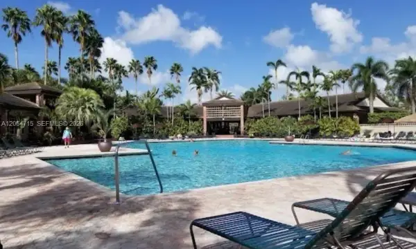 11008 Mainsail Drive, Cooper City, FL 33026