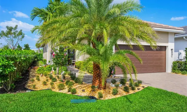 5337 Santa Rosa Lane, Westlake, FL 33470