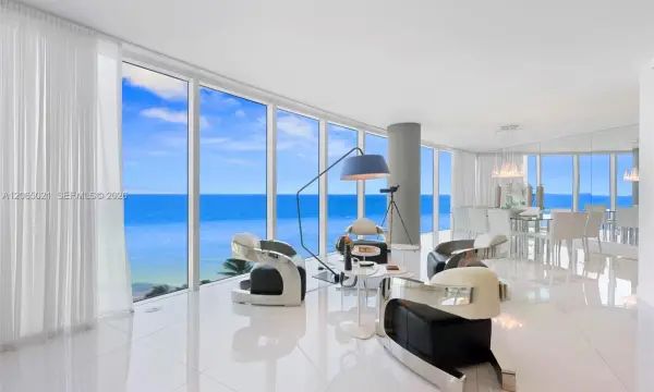 2711 S Ocean Drive 902, Hollywood, FL 33019