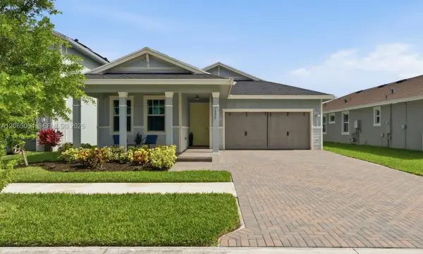 1902 Wandering Willow Way, Loxahatchee, FL 33470