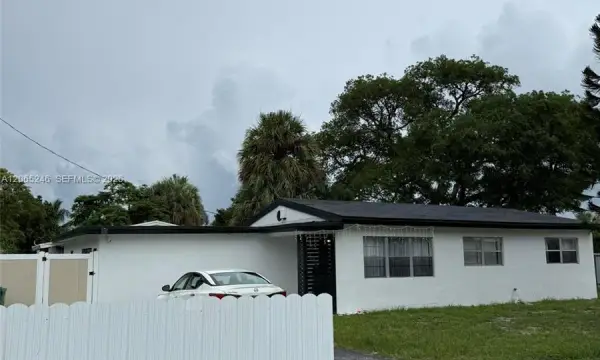 331 NW 39th Avenue, Lauderhill, FL 33311