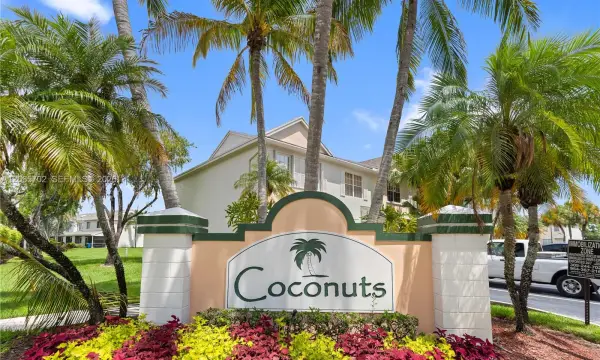 38 Truman Drive, Weston, FL 33326
