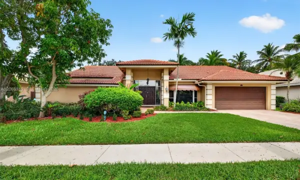 581 NW 110th Avenue, Plantation, FL 33324