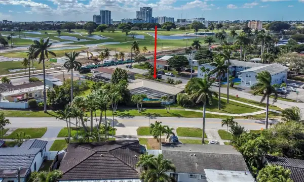 910 N 14th Court, Hollywood, FL 33020