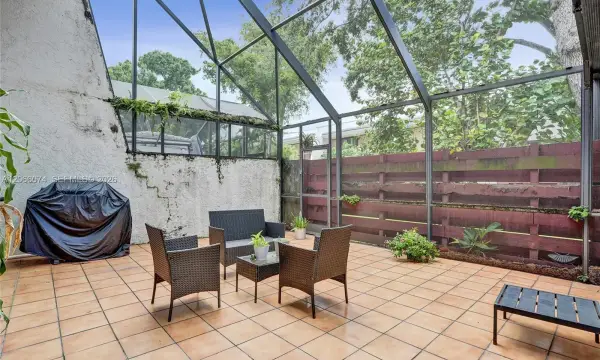3003 Lakewood Lane, Hollywood, FL 33021