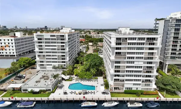 1170 N Federal Highway 1008, Fort Lauderdale, FL 33304