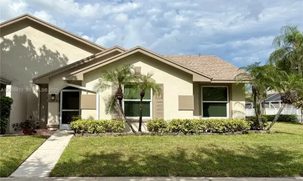 9370 Boca Gardens Parkway D, Boca Raton, FL 33496